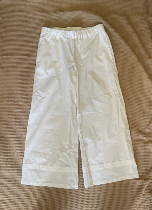 White cotton pants