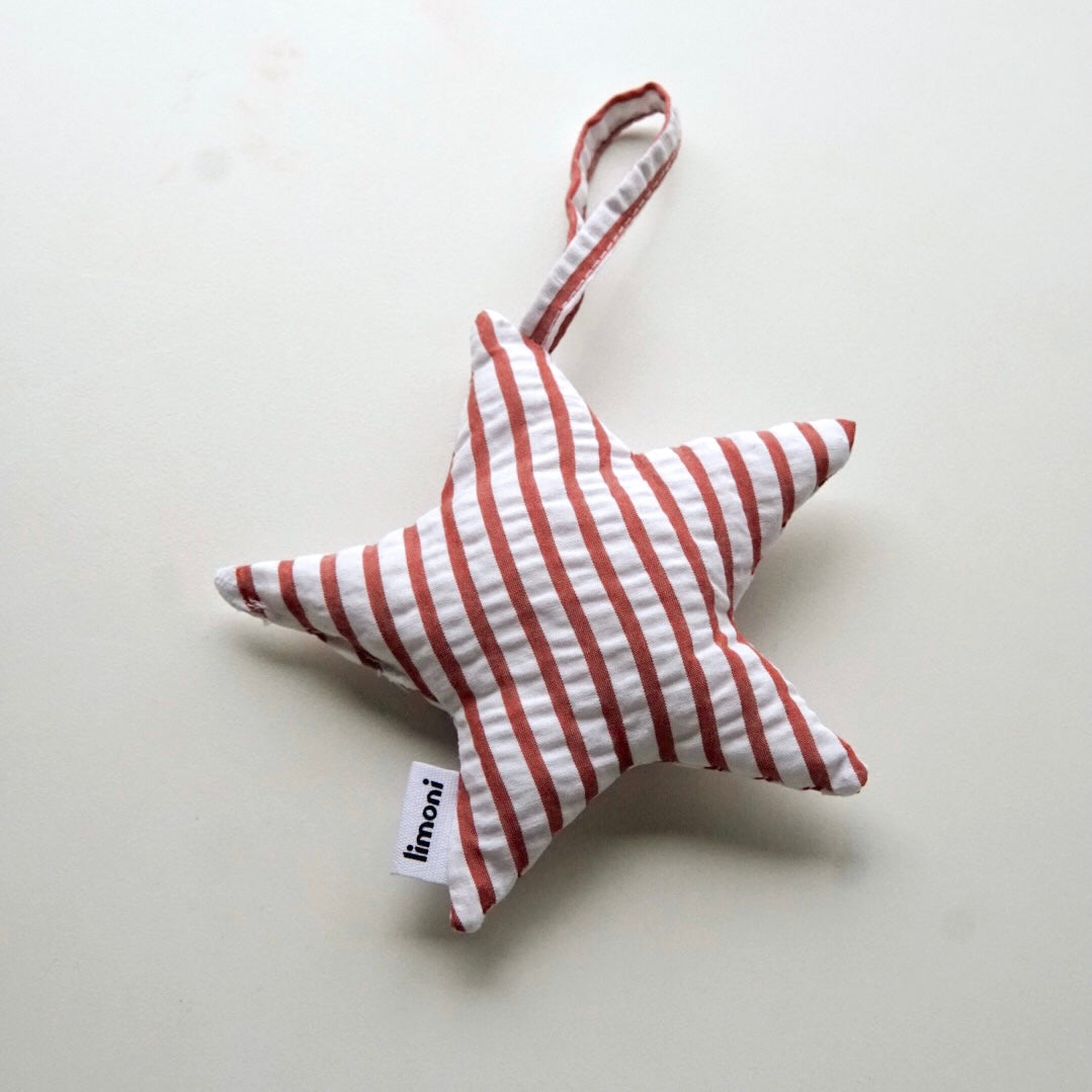 Striped star ornament - Red