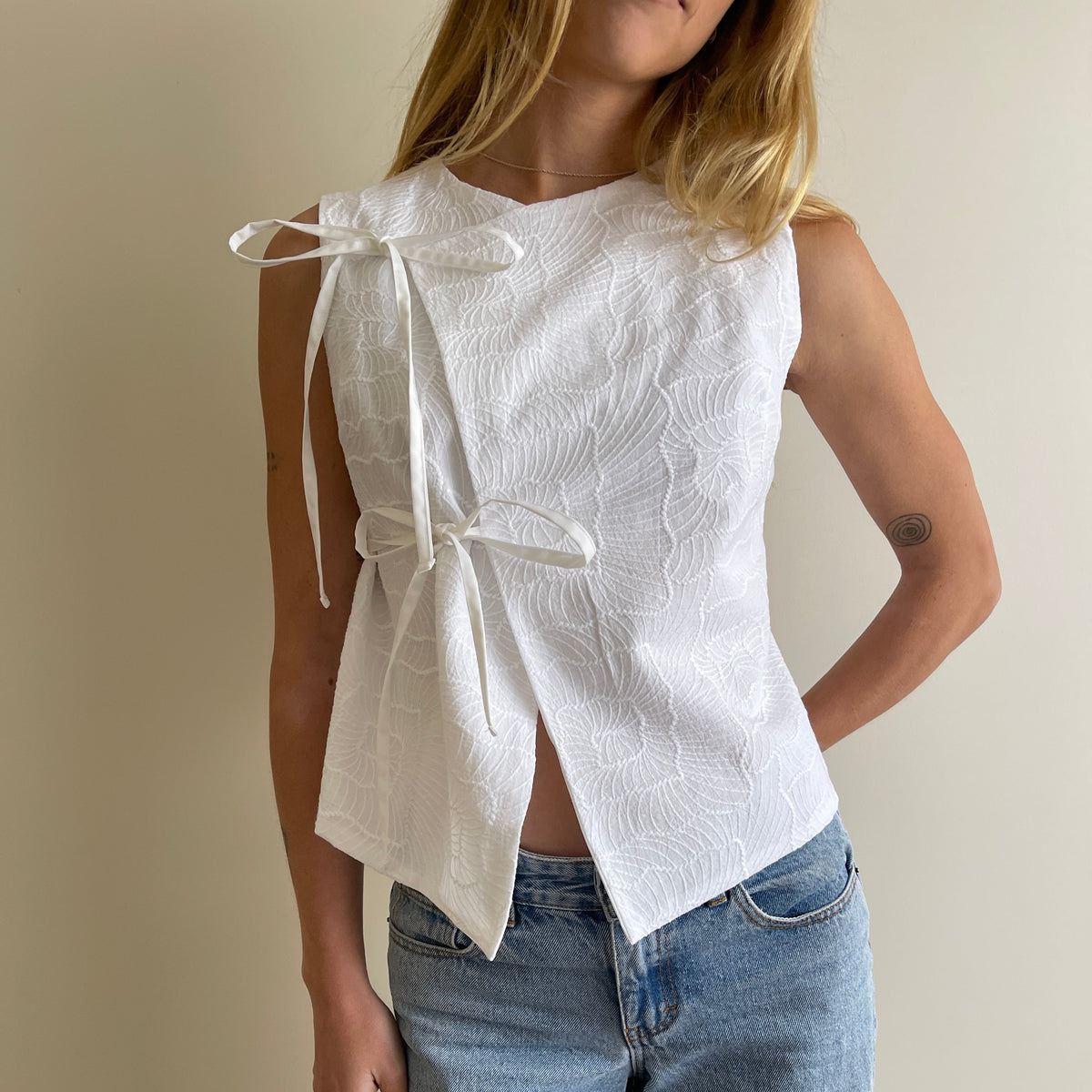 Alba Top - White
