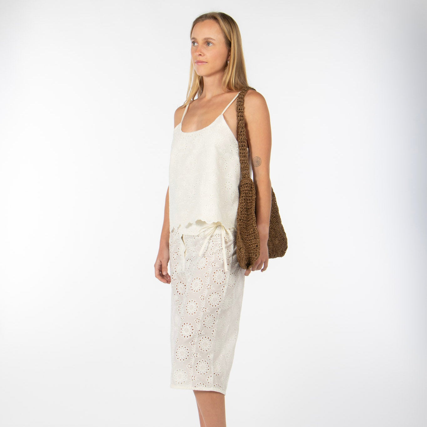 Cotton broderie anglaise lace capri pants with tie waistband detail